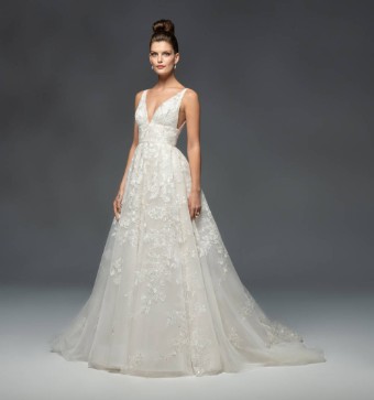 Lazaro 32101 Adelaide #0 thumbnail