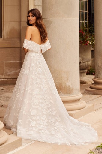 Paloma Blanca 5026 #2 thumbnail