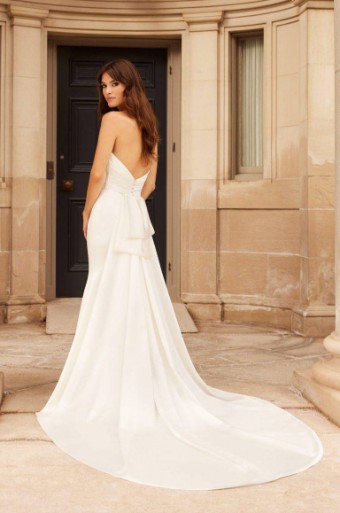 Paloma Blanca 5030 #2 thumbnail
