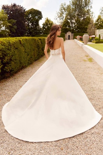 Paloma Blanca 5031 #6 thumbnail