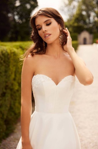 Paloma Blanca 5031 #4 thumbnail